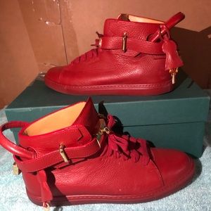 Bushemi Alice Clip high top size 10